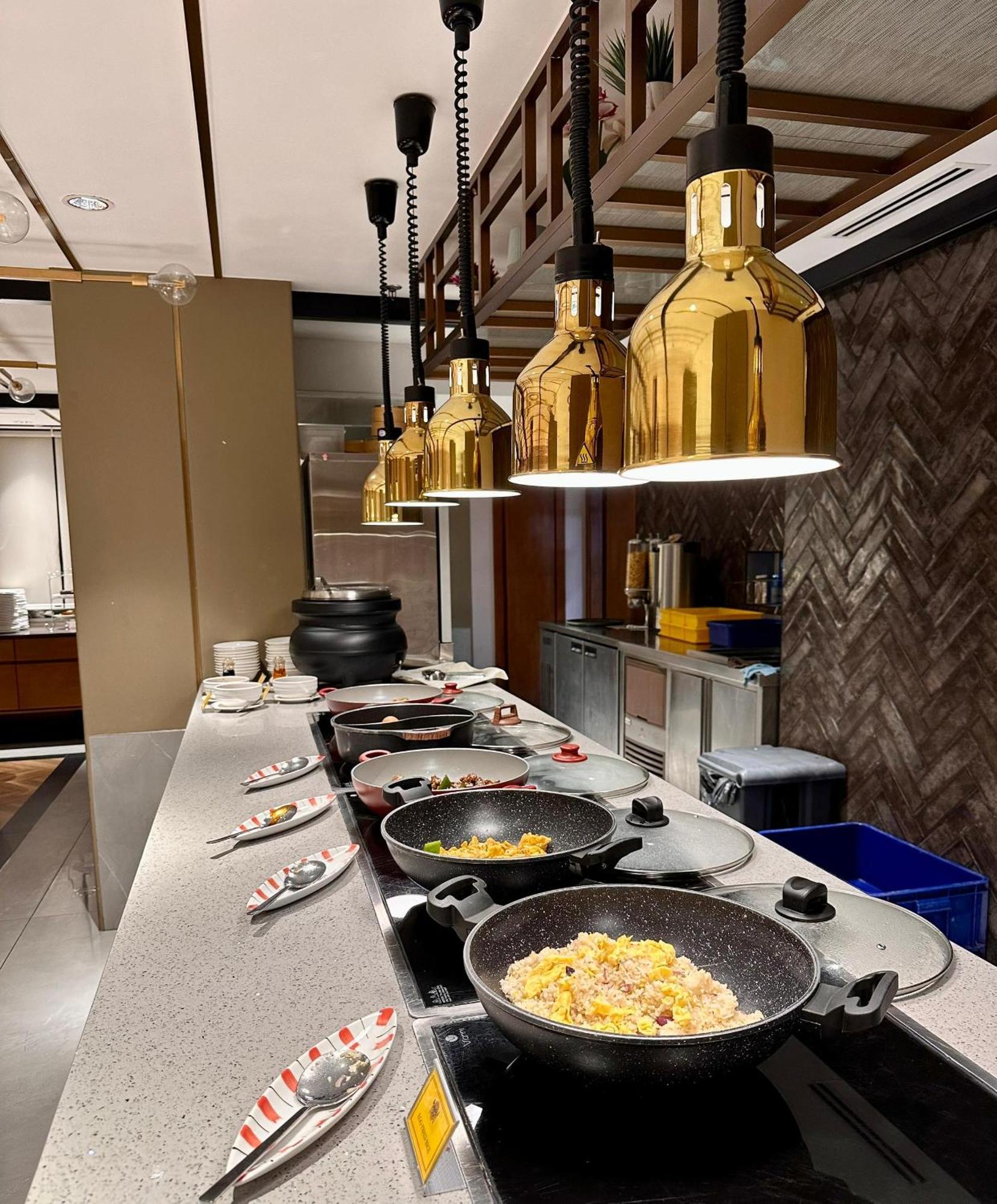 King Park Hotel Kota Kinabalu Eksteriør billede