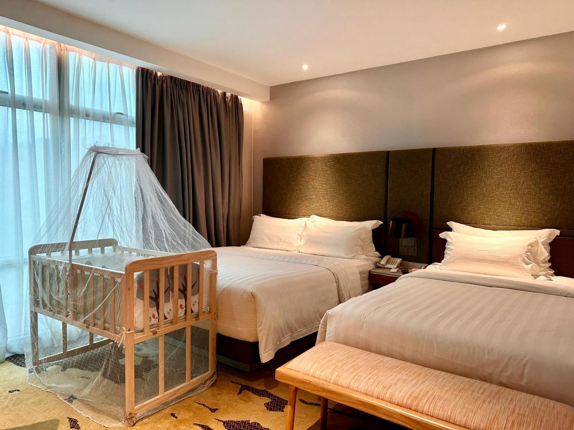 King Park Hotel Kota Kinabalu Eksteriør billede