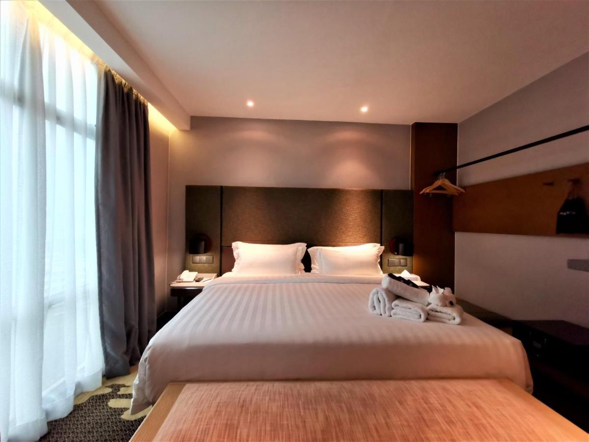 King Park Hotel Kota Kinabalu Eksteriør billede